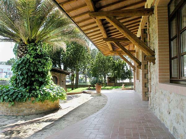 Agriturismo Villa Isa 福洛尼卡 外观 照片