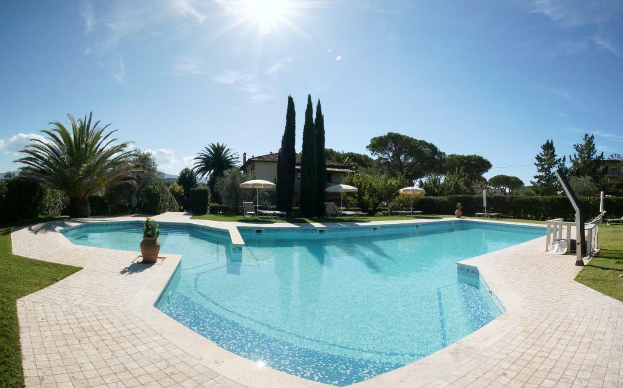 Agriturismo Villa Isa 福洛尼卡 外观 照片