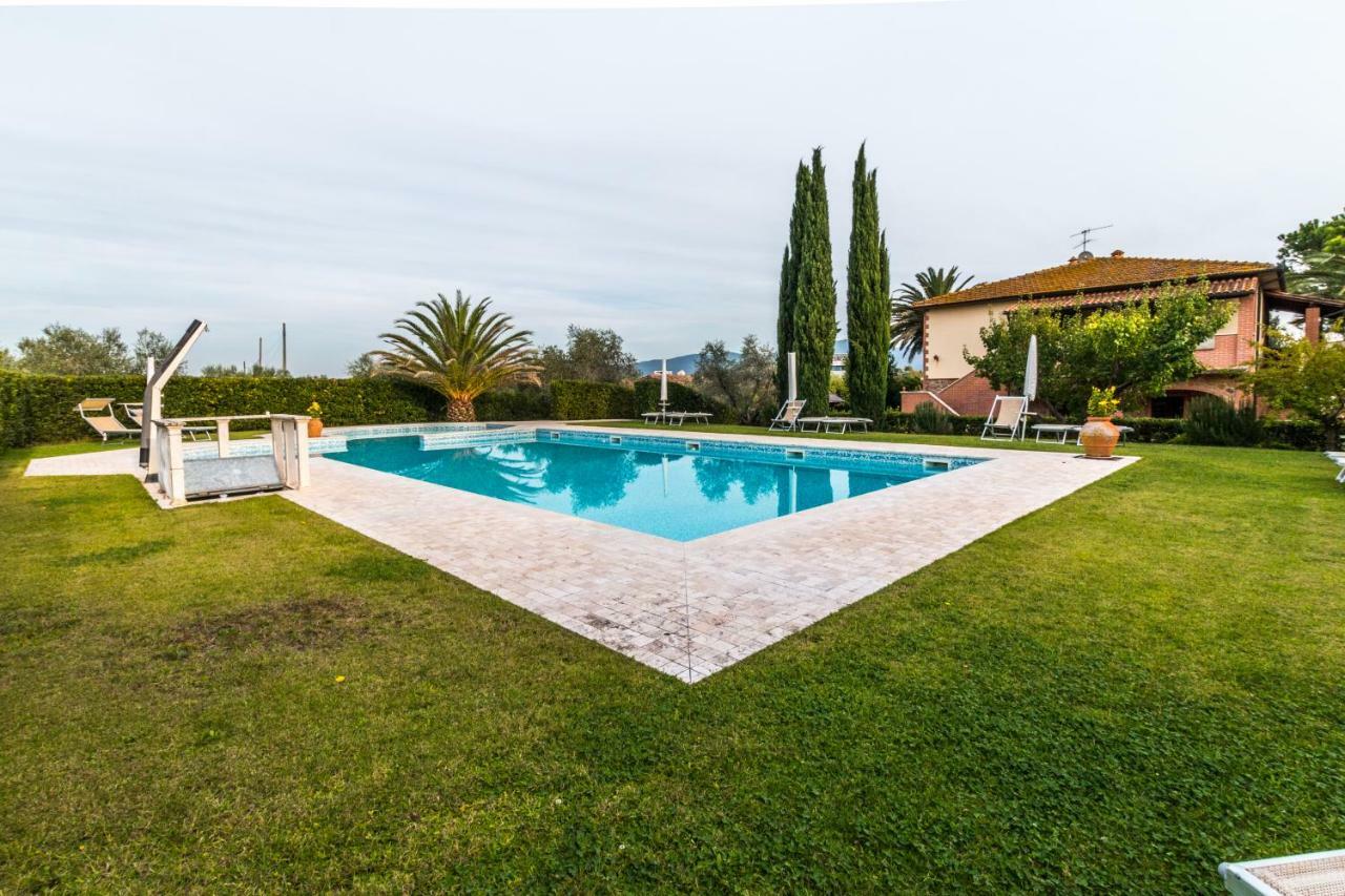 Agriturismo Villa Isa 福洛尼卡 外观 照片